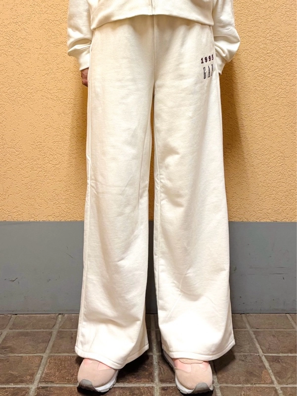 バズりアイテム‼︎今しか買えないセットアップ】のスタイリング