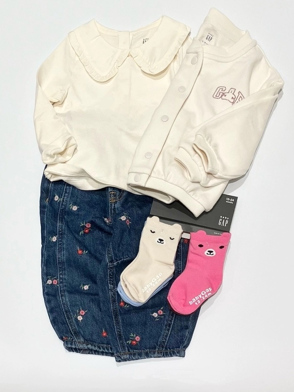 刺繍がかわいい！ホースシューデニムガーリーコーデ