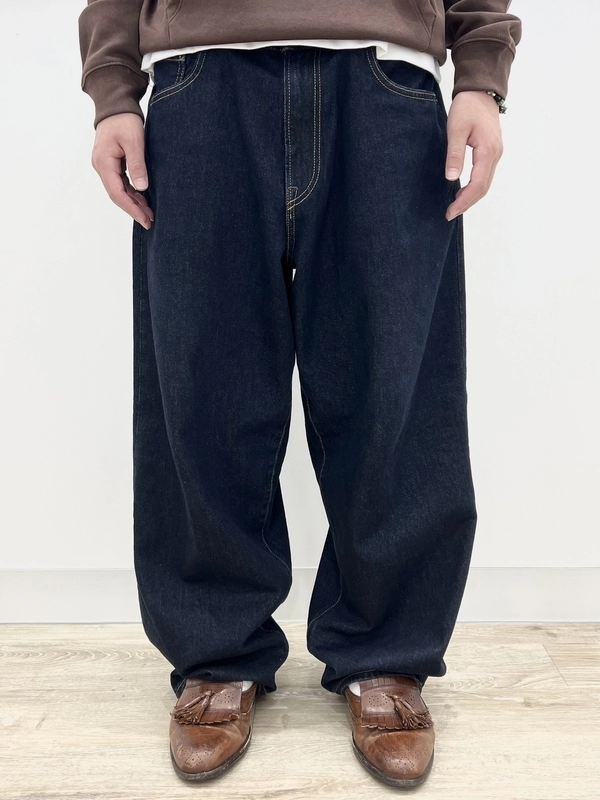 秋のストリートシックコーデのスタイリング | Gap公式オンラインストア