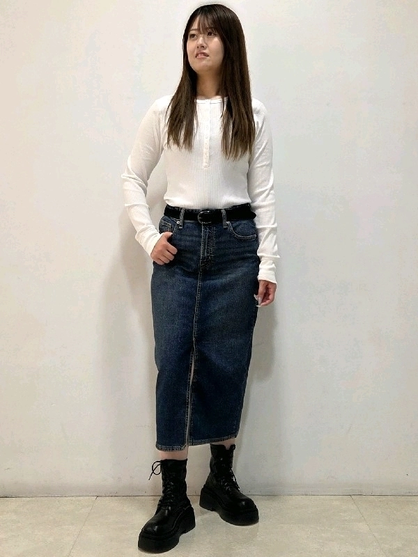 大人なデニムスカート