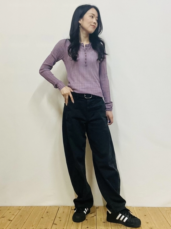 シースルートップス×バレルパンツ