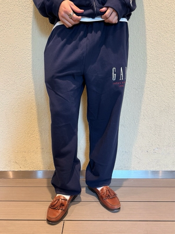 待望の30周年セットアップ】のスタイリング | Gap公式オンラインストア