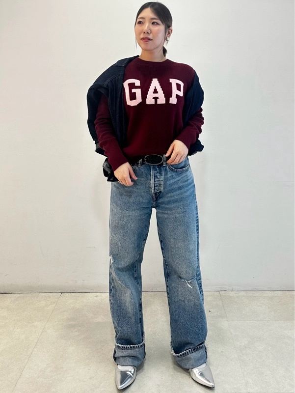 ロゴセーター先取りコーデ