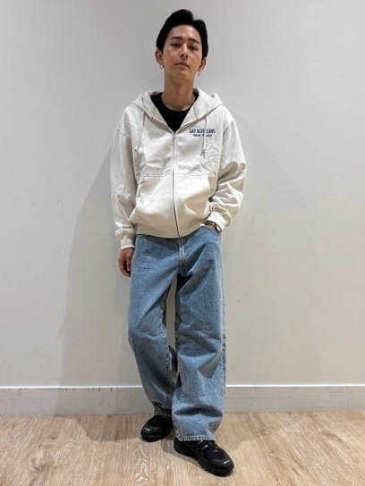 Blue Jeans パーカー カジュアルコーデ