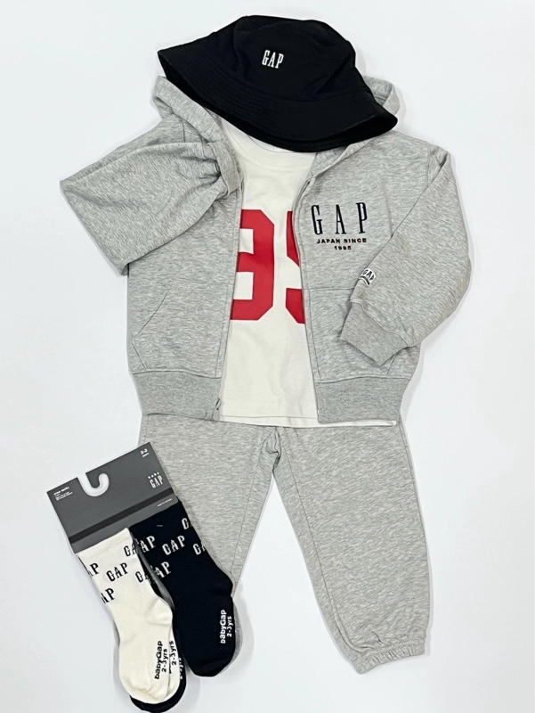【新品】babyGAP パーカー・ジョガーパンツ