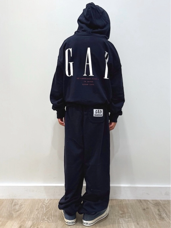 GAP30周年！ロゴスウェットセットアップ】 | Gap公式オンラインストア