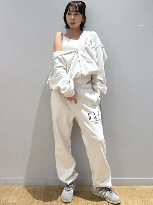 gapスウェットセットアップ 30thAnniversary 30周年 白 30th Anniversary!! オールホワイトコーデ♡ | Gap公式オンラインストア