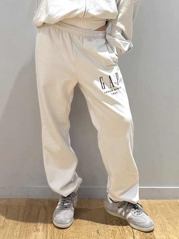 30th Anniversary!! オールホワイトコーデ♡ | Gap公式オンラインストア