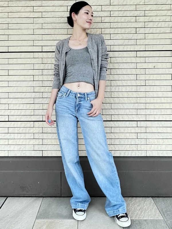 【オススメ】ストライドデニム×カシミヤタッチカーディガン
