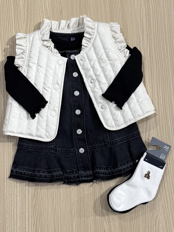 ブラックデニム♡モノトーンコーデ