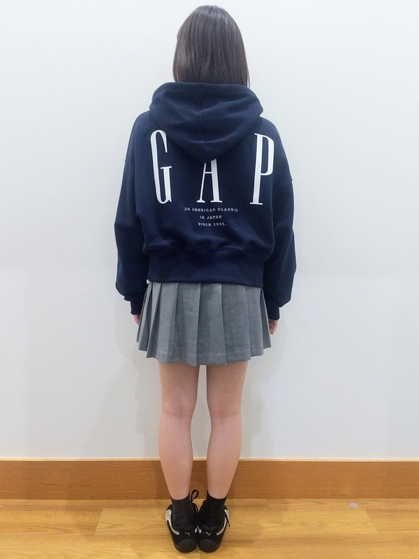 30thパーカーでスクールスタイル。 | Gap公式オンラインストア
