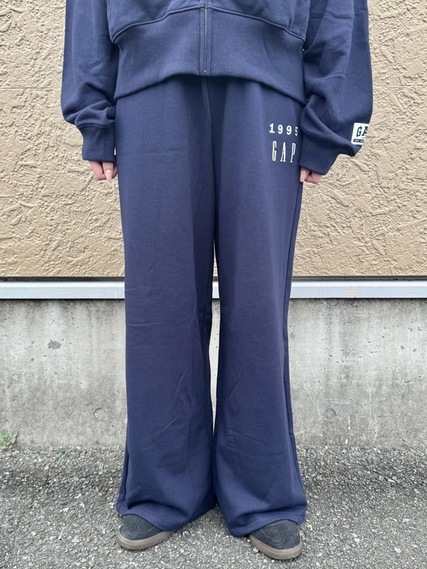 30周年セットアップのスタイリング | Gap公式オンラインストア