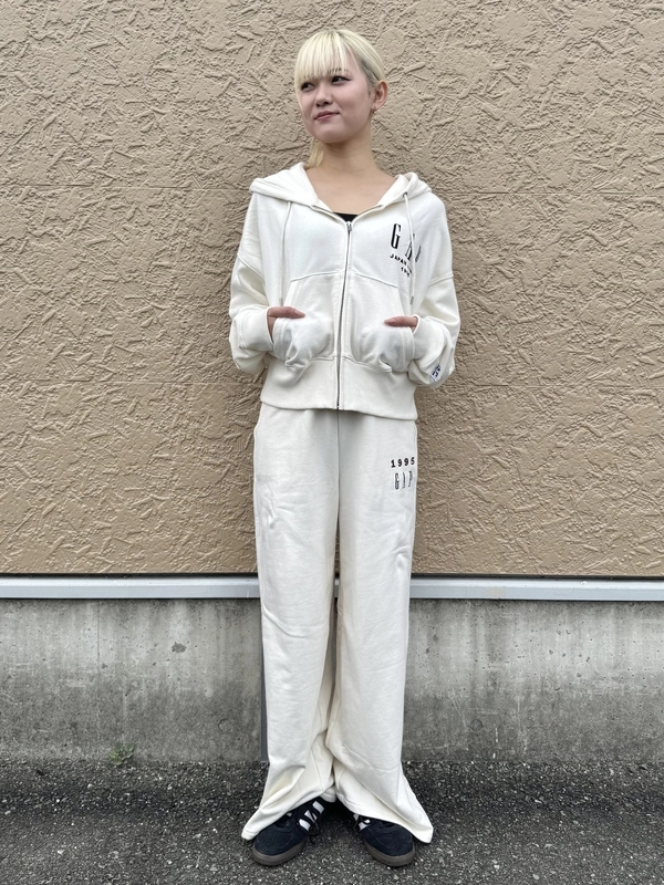 30周年セットアップのスタイリング | Gap公式オンラインストア