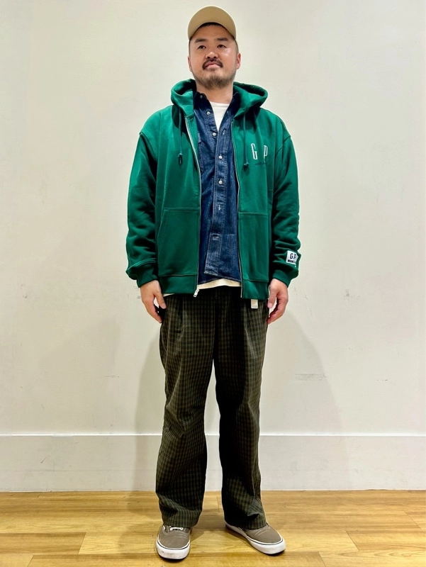 gap MEN'S COLLECTIONS 大型版 GAP Men's Varsity Inspired 1969 Logo Long Sleeve Hoodie