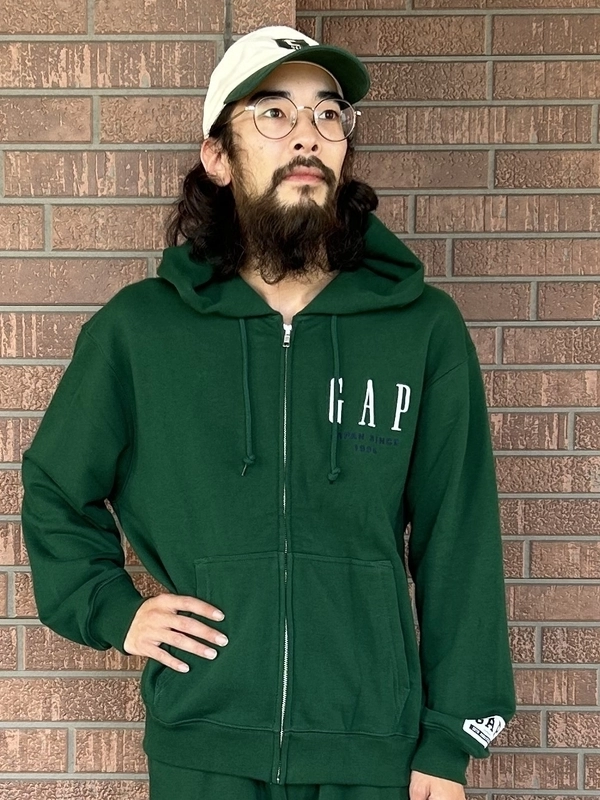 30周年セットアップ！のスタイリング | Gap公式オンラインストア