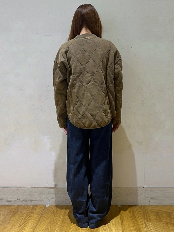 軽い着心地。キルティングジャケットのスタイリング | Gap公式