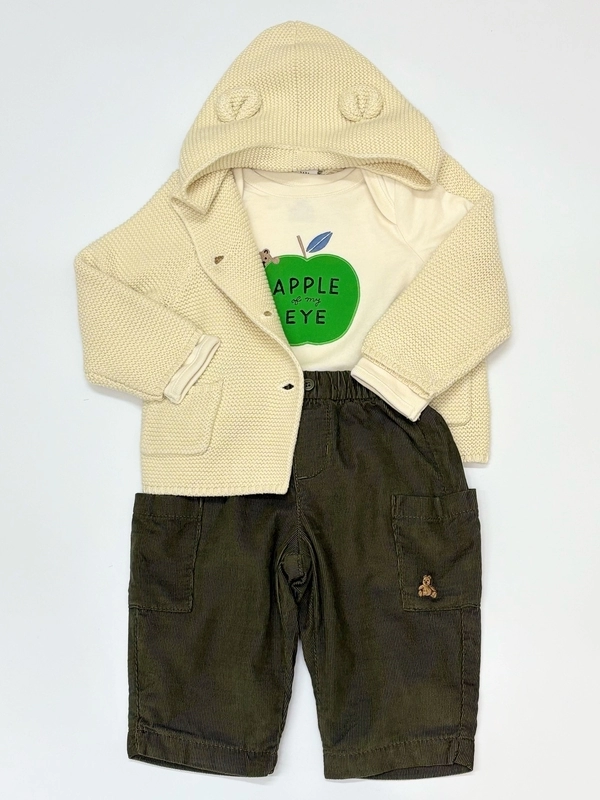 秋といえばコーデュロイ