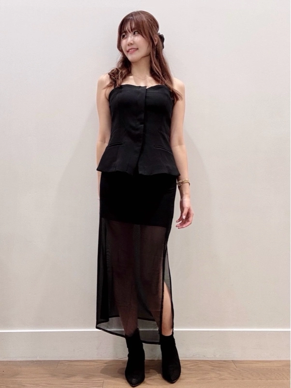 シアー感が可愛い♡大人ブラックコーデ