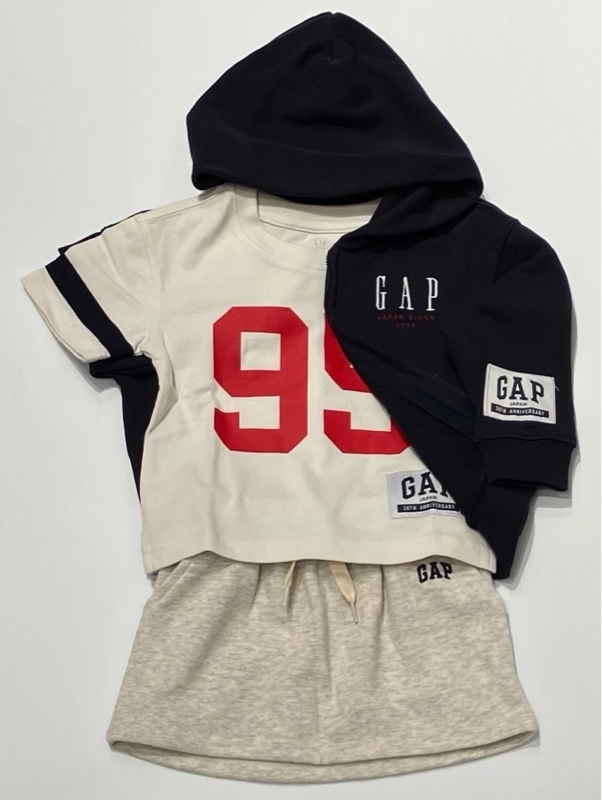 GAP 30th anniversary スウェット