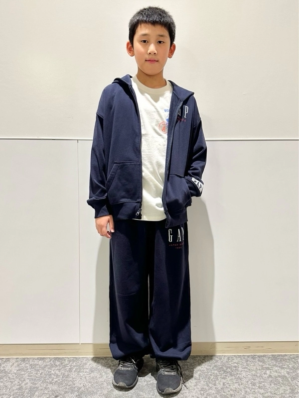 GAP 30周年記念 フード付きパーカー 　ネイビー Gap公式オンラインストア | 30th アニバーサリー フレンチテリー