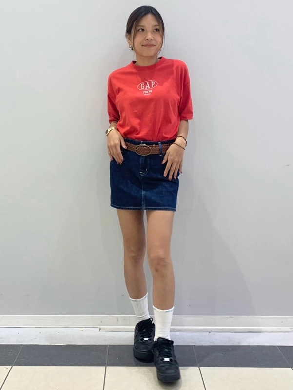 【30周年Tシャツ×デニムスカート】