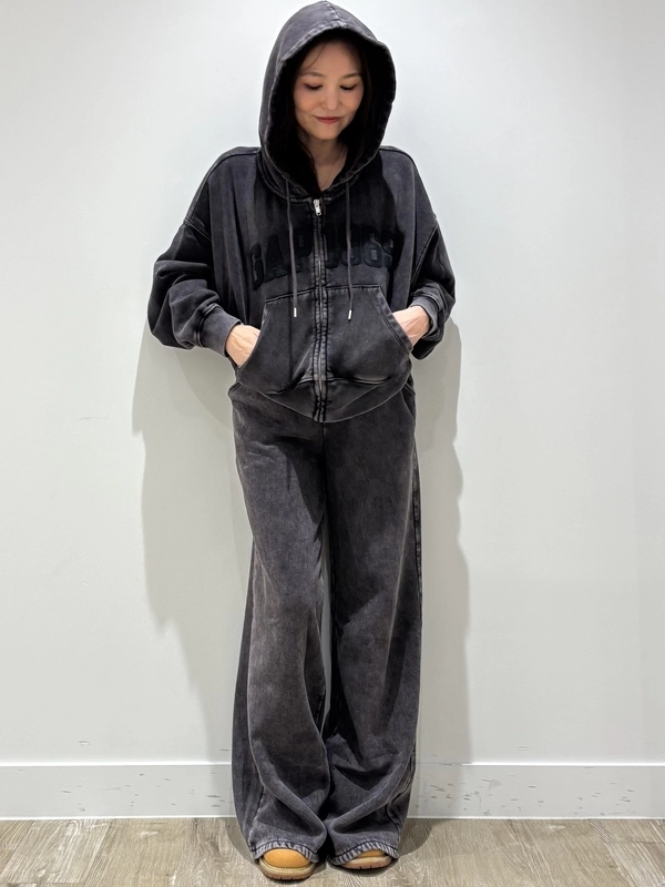 《再入荷‼︎》⭐︎大人気ロゴセットアップ⭐︎