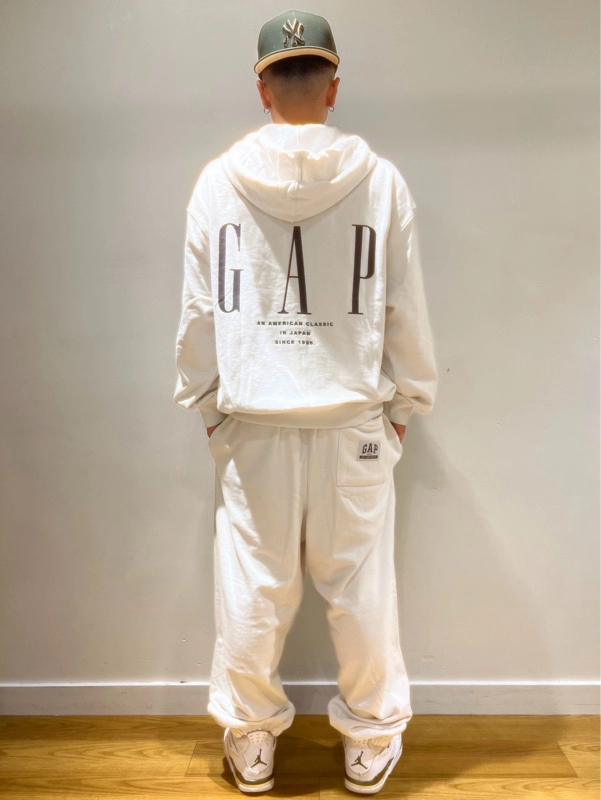 gapスウェットセットアップ 30thAnniversary 30周年 白 大人気30thセットアップ | Gap公式オンラインストア