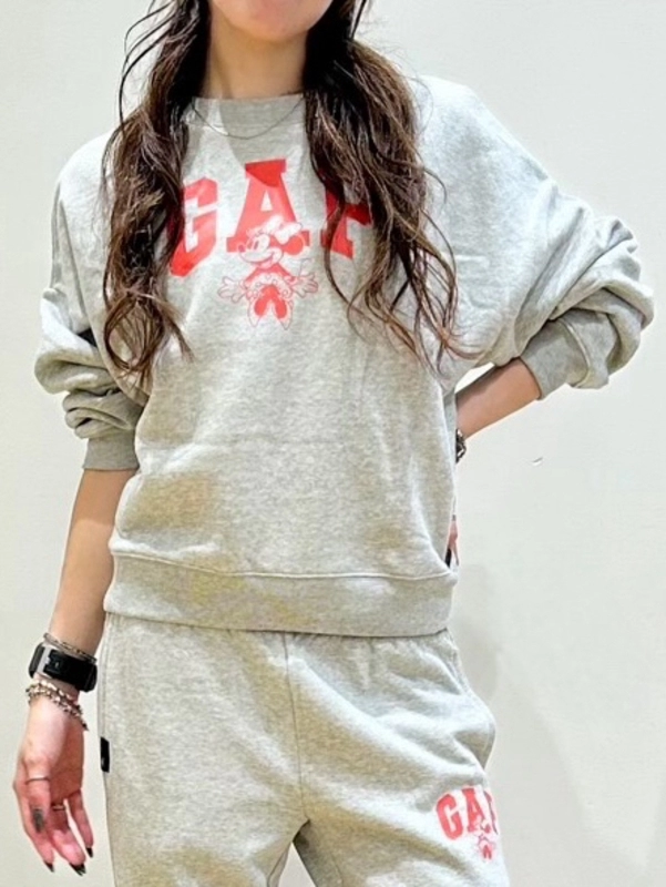 今が買い！】ミニーちゃんスウェットセットアップ◎の