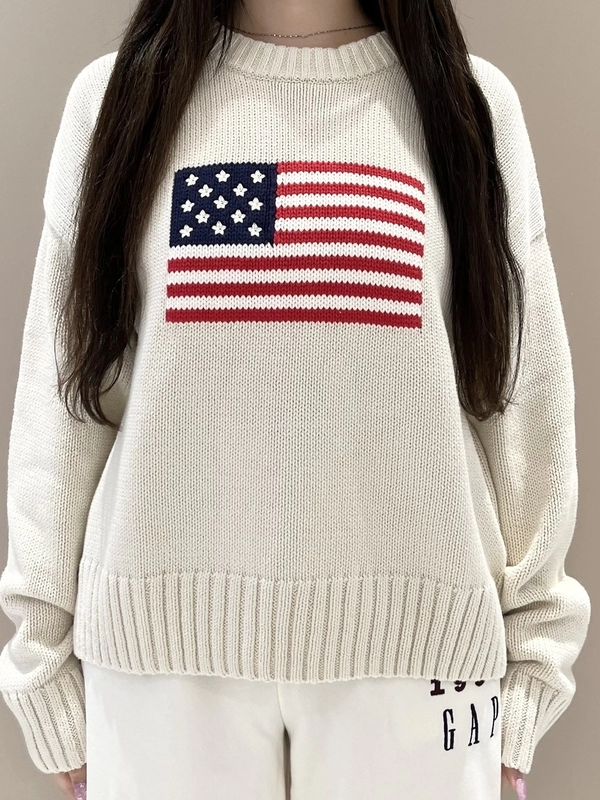 Gap アメリカンフラッグ　国旗 ニット　セーター なんだかかわいい国旗セーターのスタイリング | Gap公式オンラインストア