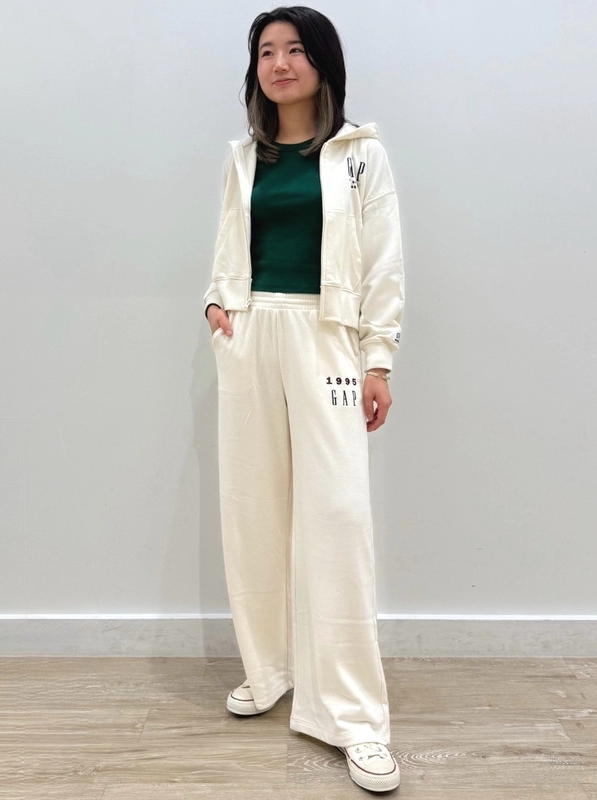 【GAP30周年】ロゴスウェットセットアップ