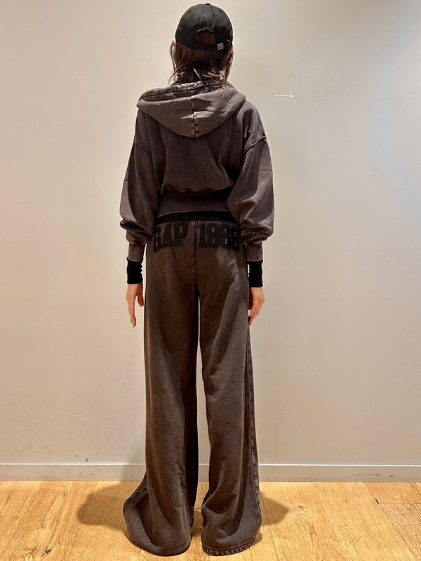 新色登場！大人気セットアップ！】のスタイリング | Gap公式オンライン