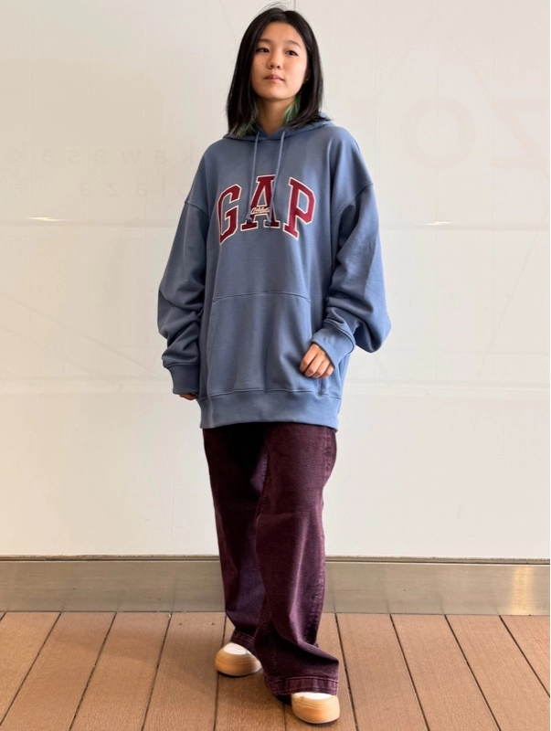 30周年記念パーカーセットアップのスタイリング | Gap公式