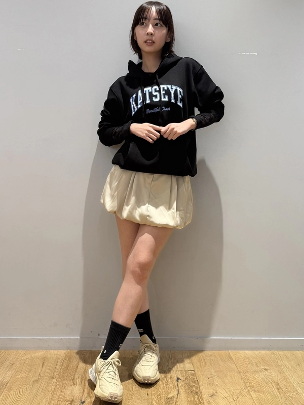 KATSEYE♡GAP レースを重ねたレイヤードコーデ！