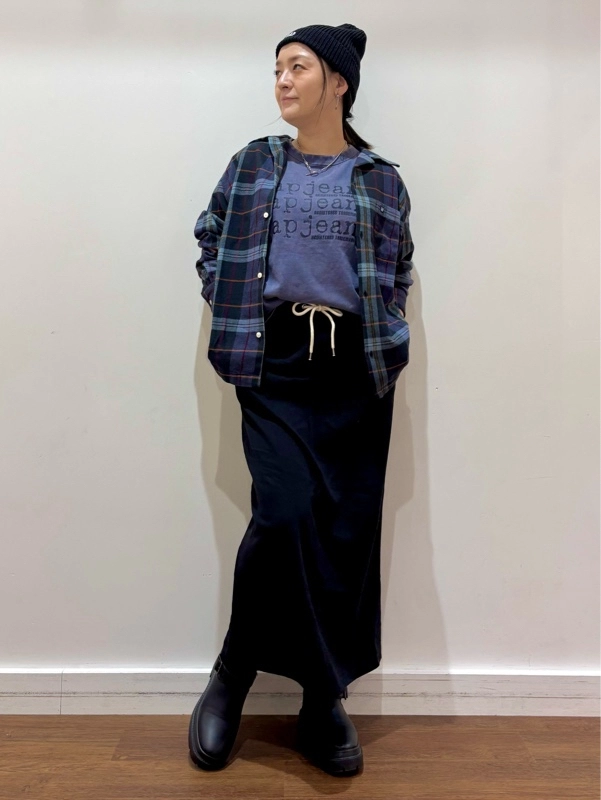 『Gapロゴ Tシャツ&フランネルチェックシャツdeコーデ』