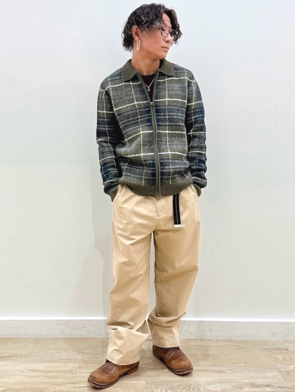 【New】チェック柄ジップアップセーター