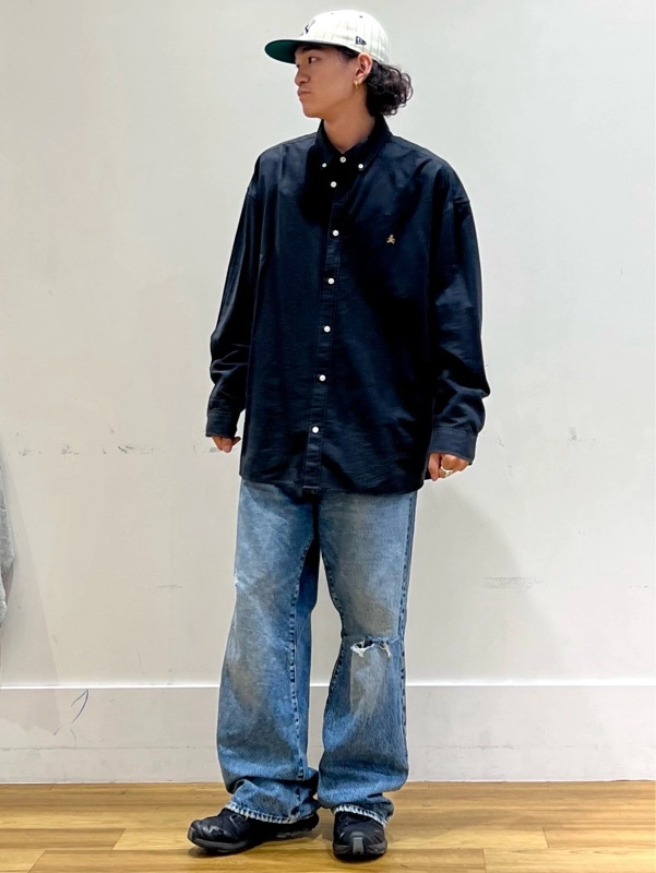秋のスタートは定番シャツで！