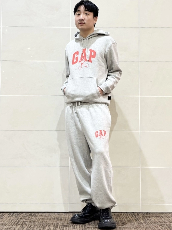 【新作】ディズニー✖️GAPのスウェットセットアップ