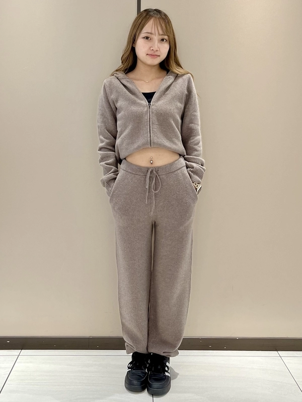 ニットパーカーが可愛い！