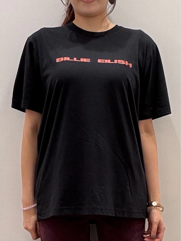 新作】ミュージックTシャツ ビリーアイリッシュのスタイリング