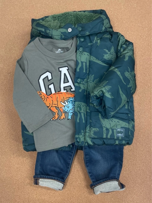 恐竜好きさんに☆冬のお出かけスタイル！