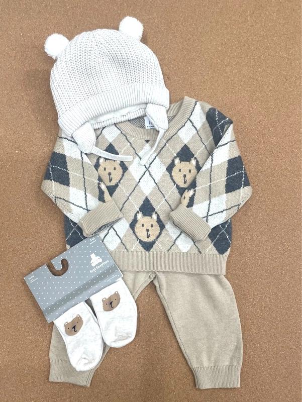 BABYギフトにも☺くまさんニットセット