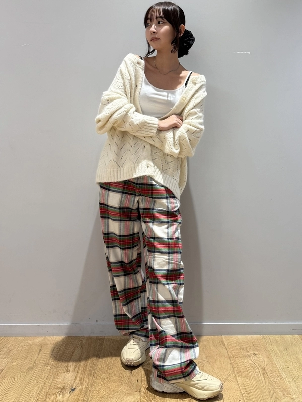 チェック柄パンツが主役♡ゆるっとコーデ