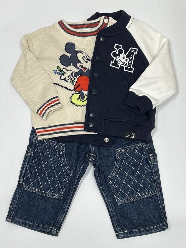 ミッキーとデニムの相性バッチリ！