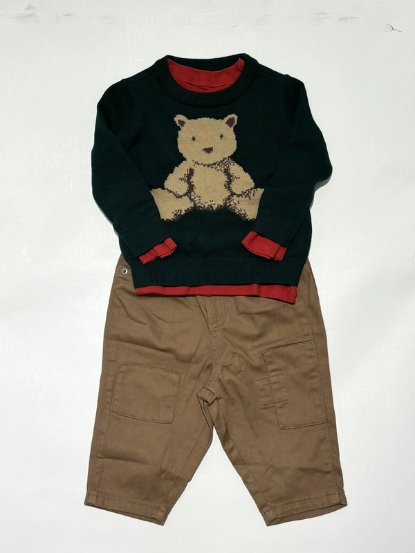 ブラナンベアセーターコーデ