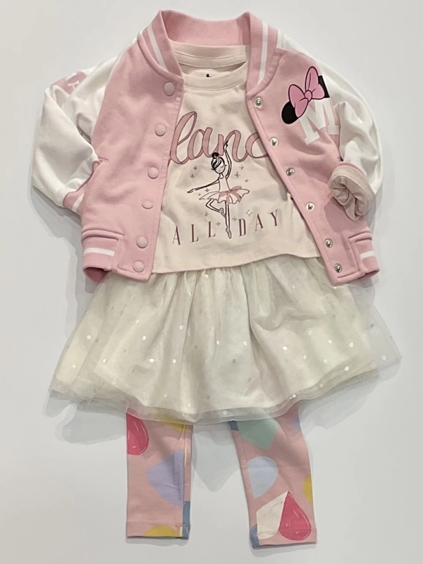 ピンクのカジュアルコーデ♡