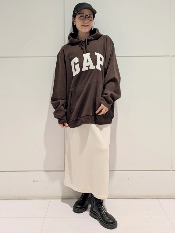 【GAPロゴ】パ―カ―の季節がきた！！