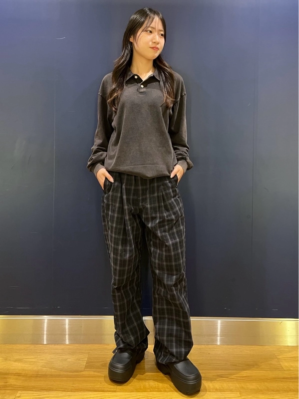 ロングスリーブポロシャツ×チェックパンツコーデ