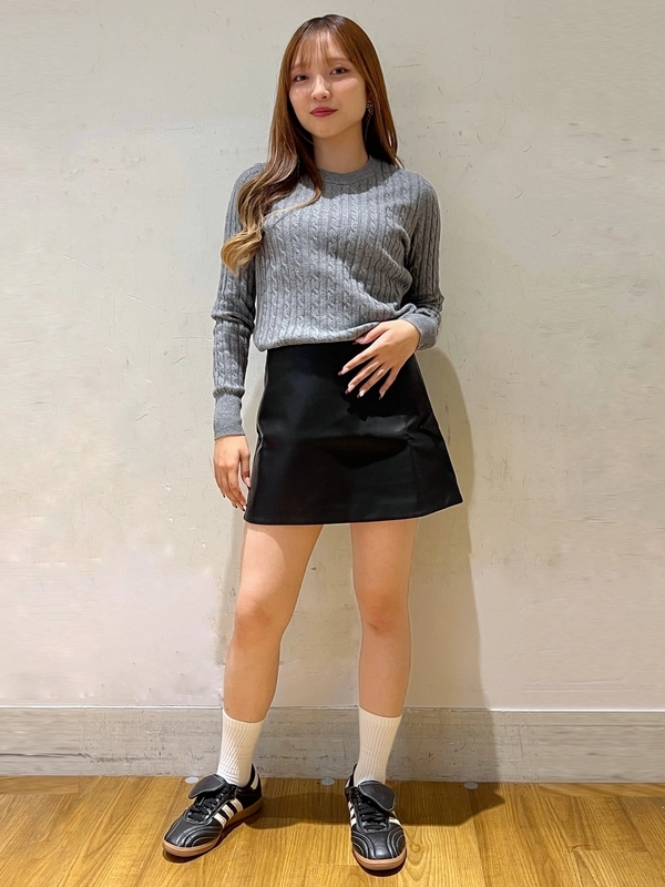 秋冬の必須アイテム。ケーブルセーター