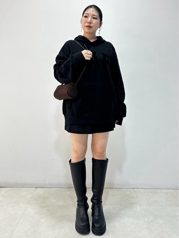 大人女子のフードコーデ