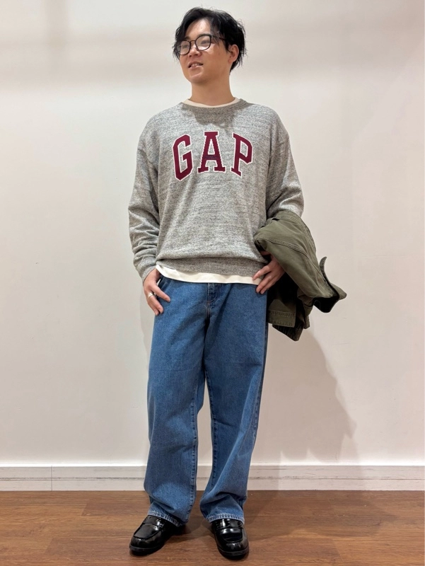 キャンバスジャケットdeデニムコーデ』のスタイリング | Gap公式